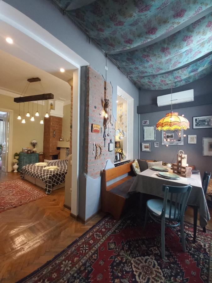 Deja-view House Apartment
